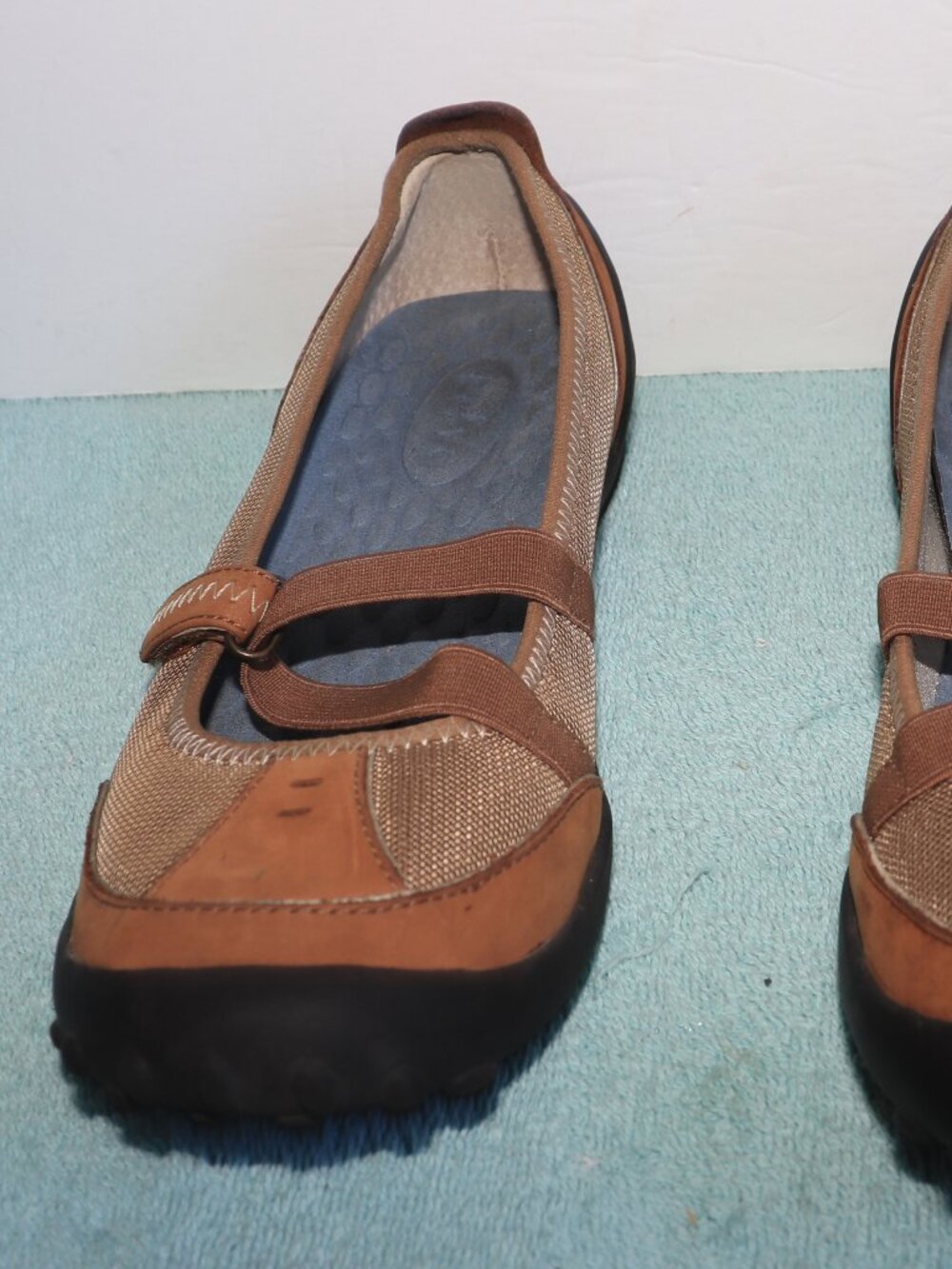 Privo by Clarks Shoes Women's Sz 8M Casual Comfort Mary Jane Flats Tan Leather